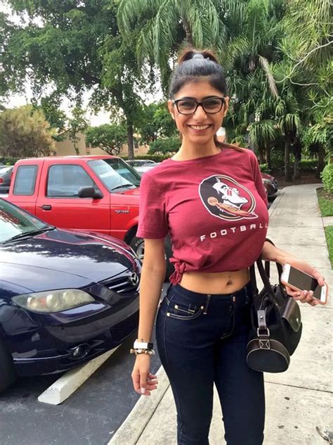 xxx.com mia khalifa|Mia Khalifa Porn Videos 